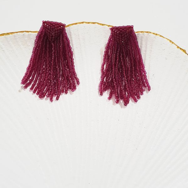 Bordo Miyuki Fringe Dainty Stud Earrings